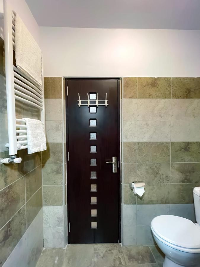 Apartament Cool Flat In The Heart Of Bucharest'S Fun And History Zewnętrze zdjęcie