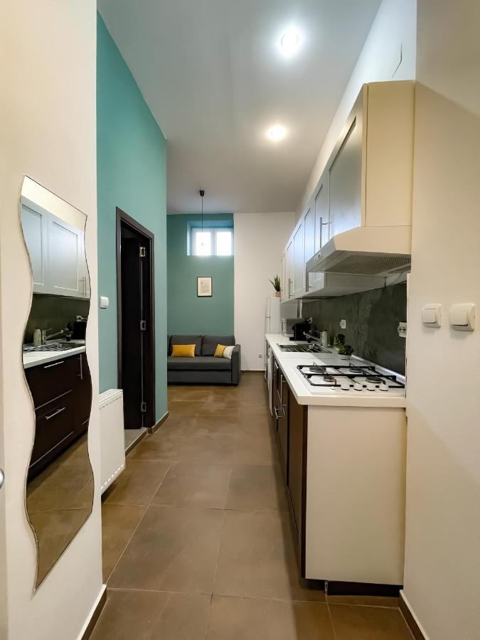 Apartament Cool Flat In The Heart Of Bucharest'S Fun And History Zewnętrze zdjęcie