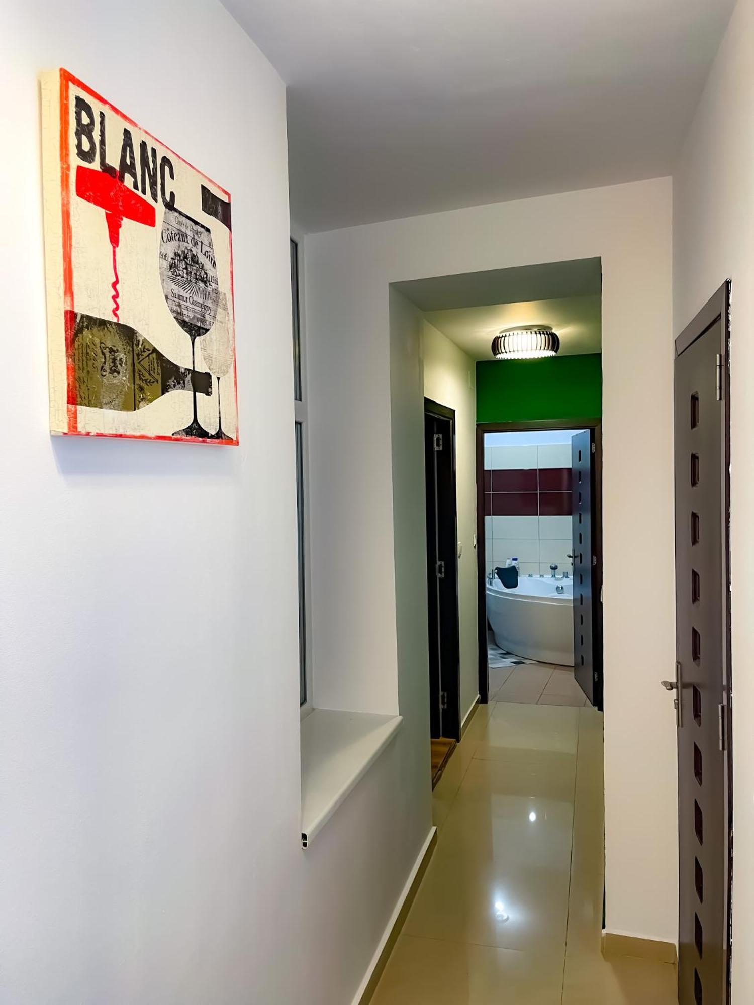 Apartament Cool Flat In The Heart Of Bucharest'S Fun And History Zewnętrze zdjęcie