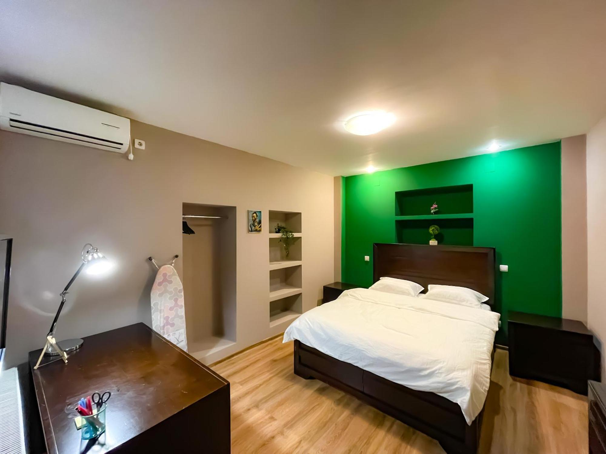 Apartament Cool Flat In The Heart Of Bucharest'S Fun And History Zewnętrze zdjęcie